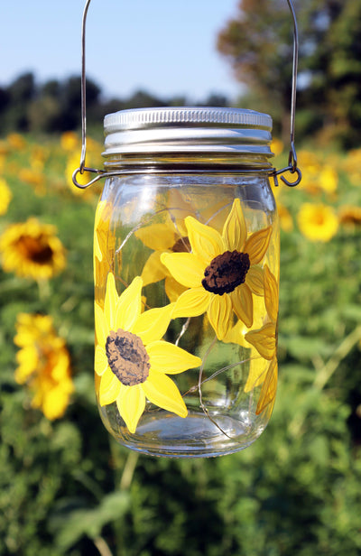 Sunflower SOLAR Lantern Paint and Sip at Powder Hollow Brewing at Yankee Candle Village in Deerfield MA | 6.13.24 | 6-8 PM
